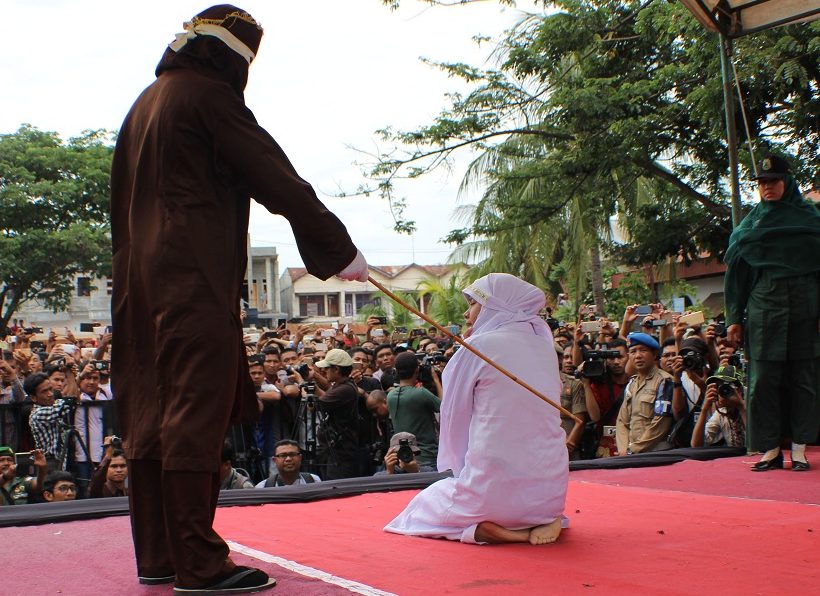 Sebuah Hukum Cambuk Yang Masih Di Terapkan
