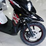 Permukaan Tapak Ban Yang Berbentuk Petak Dan Menonjol