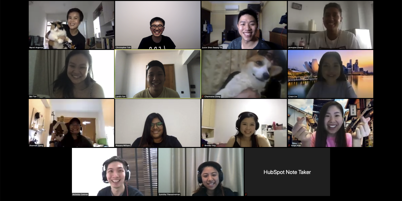 Pertemuan Daring Melalui Aplikasi Dengan Video Singkat