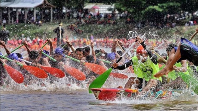 Olahraga Budaya Air Yang Menampilkan Pacu Jalur