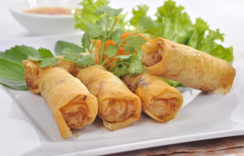 Makanan Lumpia Yang Berlapis Kulit Tepung Tipis