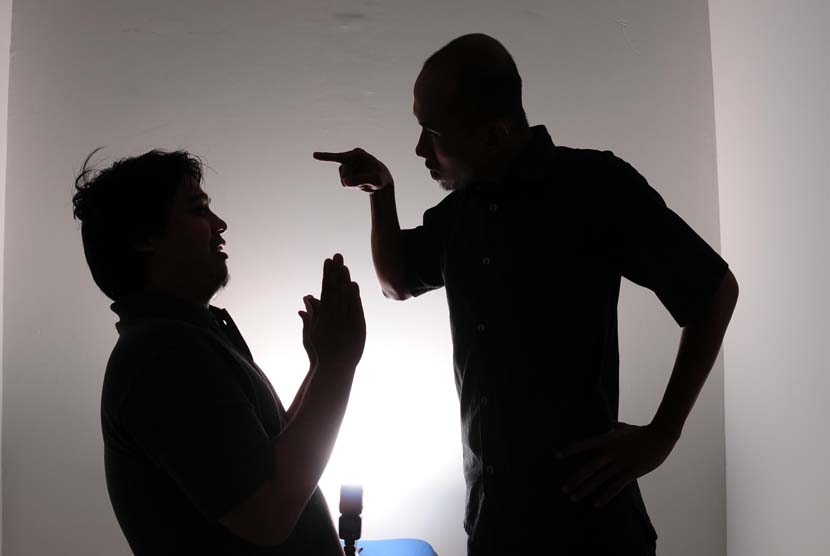 Sikap Sombong Seseorang Yang Merasa Lebih Dari Orang Lain