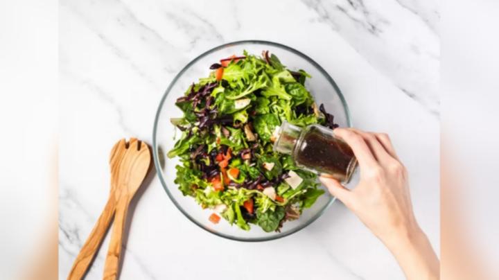 Makanan Sehat Salad Yang Terdiri Dari Sayuran