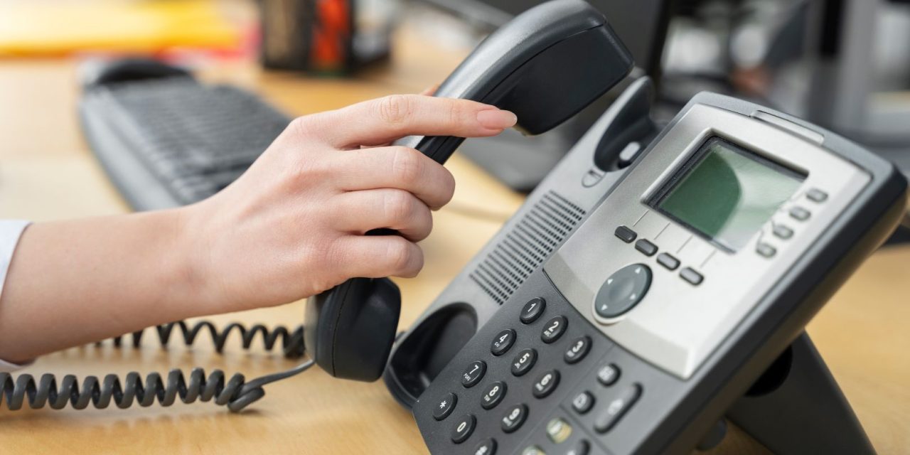 Perangkat Komunikasi Telepon Yang Semakin Berkembang