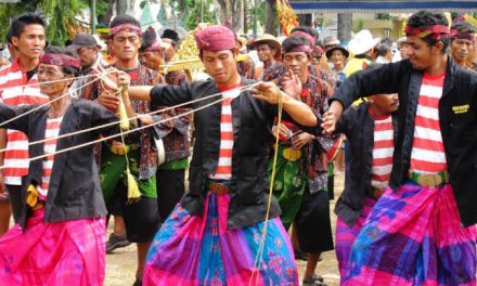 Sebuah Suku Madura Dengan Berbagai Keunikan Mereka