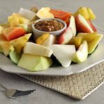 Campuran Buah Menjadi Kuliner Khas Rujak