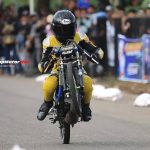 Sebuah Gaya Drag Pada Gerakan Biasanya Balapan