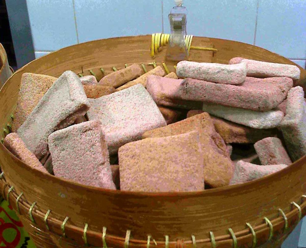 Bahan Pangan Tradisional Sebuah Sagu