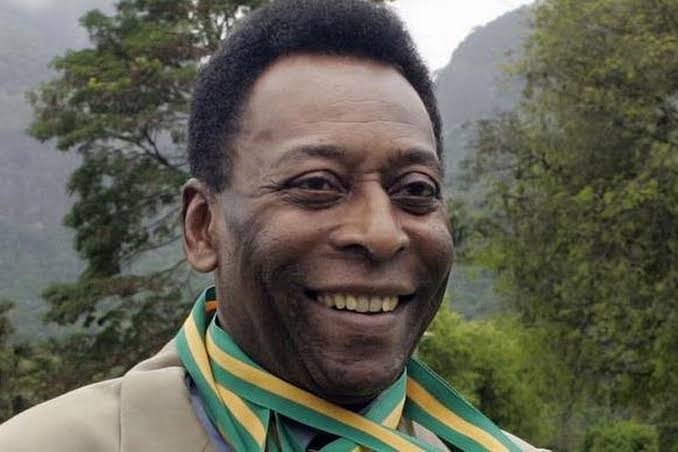 Pesepakbola Terkenal Pele Dalam Sejarah Dunia