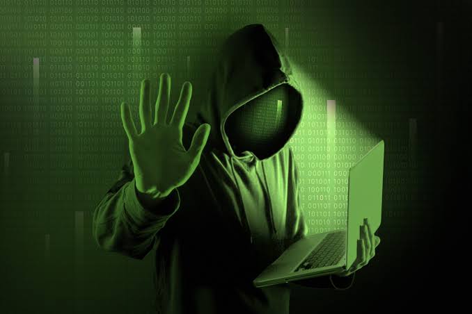 Peretas Data Jaringan Melalui Seorang Hacker