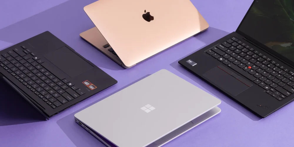 Perangkat Teknologi Laptop Dengan Banyak Fungsi