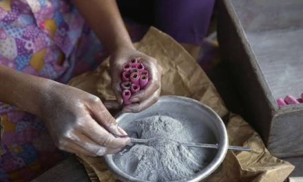 Sebuah Bahan Mesiu Sebagai Zat Peledak
