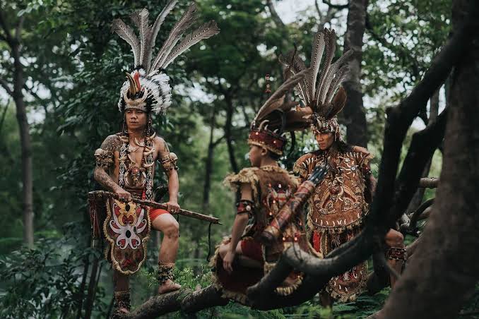 Suatu Budaya Indonesia Salah Satunya Suku Dayak