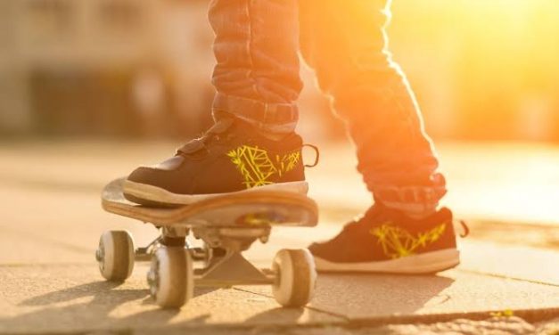 Olahraga Papan Beroda Sebuah Permainan Skateboard