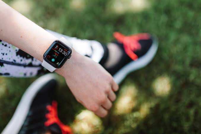 Teknologi Canggih Jam Tangan Pada Smartwatch