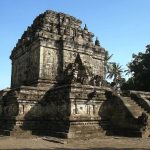 Sebuah Bangunan Candi Yang Penuh Dengan Makna